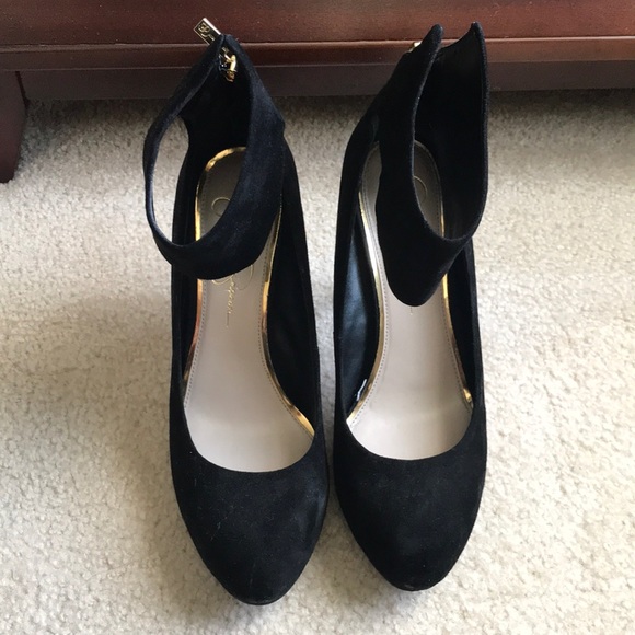 Jessica Simpson heels - Picture 3 of 4